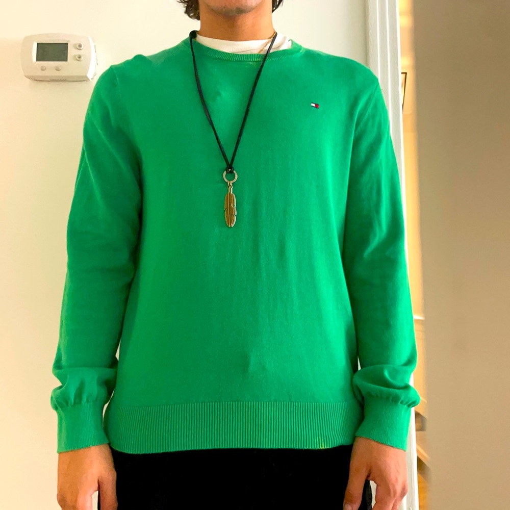 TOMMY SWEATER